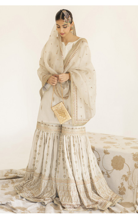 Ivory Outfit